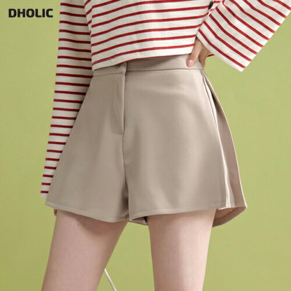 サイドタックショートパンツ・t00303 レディース 【pt】 韓国ファッション パンツ ボトムス サイドタック ショート丈 ウエストボタン ヒップダーツ シンプル 無地春 カジュアル