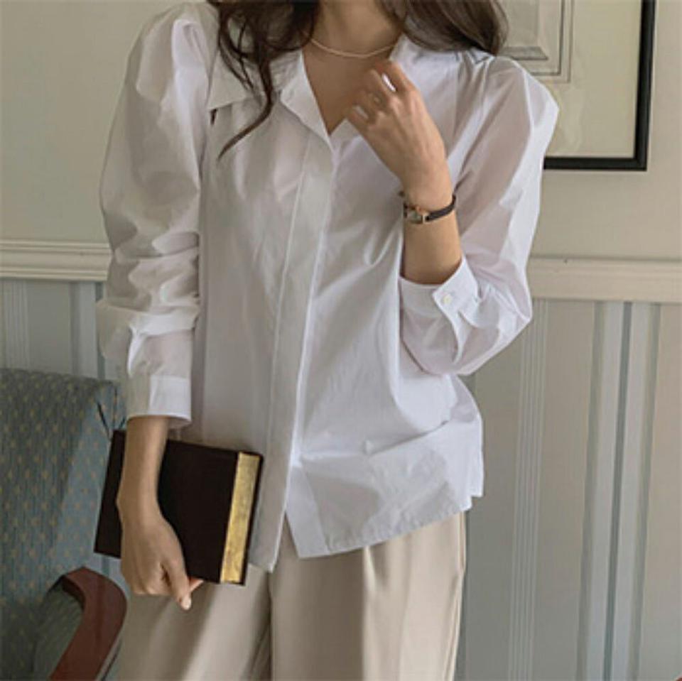パフフライフロントシャツ・p003523 レディース 【bl】シャツ トップス 長袖 単色 無地 シンプル ベーシック パフ袖 パフスリーブ フライフロント 秋 冬 春 カジュアル ラフ かわいい 可愛い 大人 韓国ファッション MKT