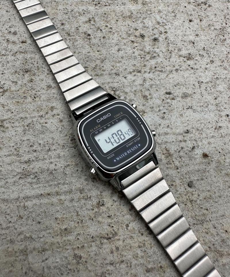 【CASIO】LA670WA-1A2JF