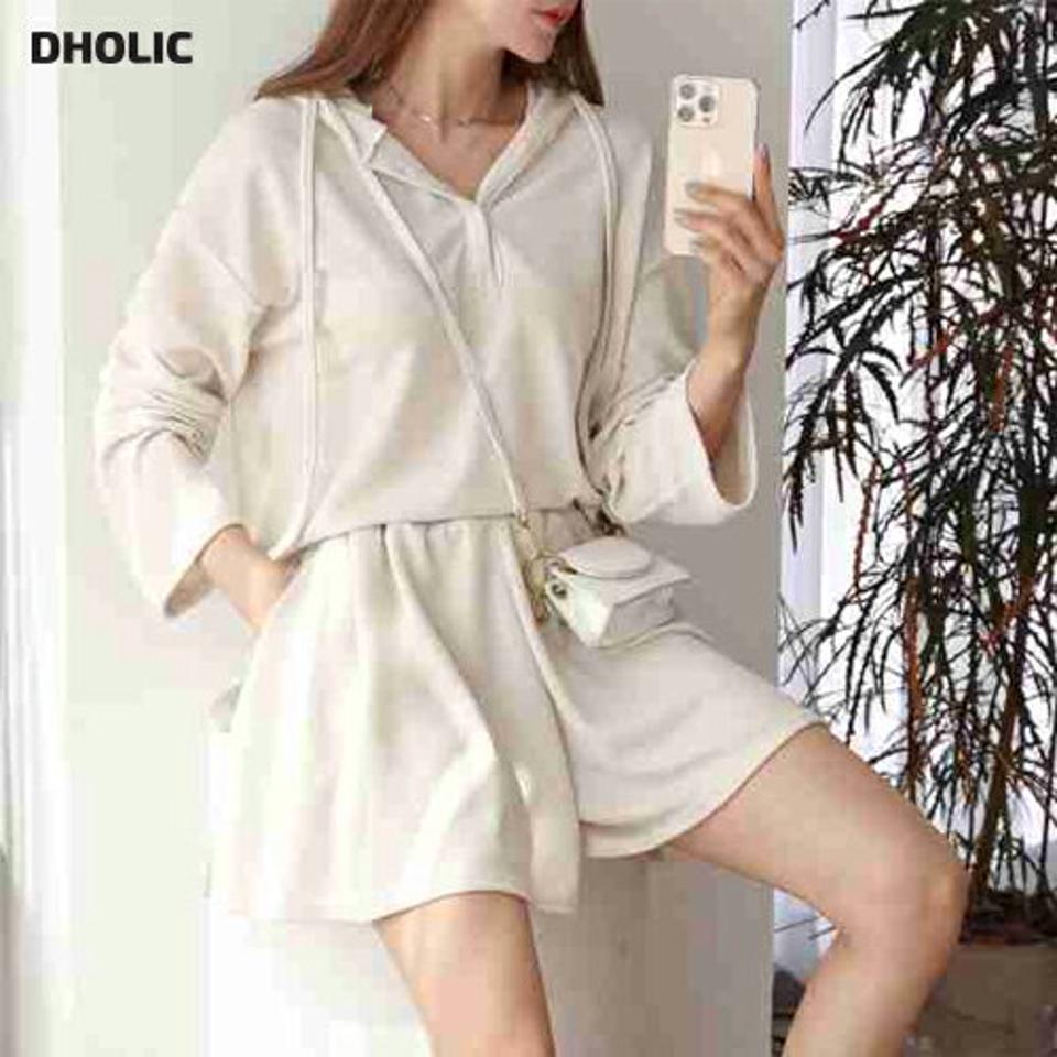 ボタンパーカー&フレアショートパンツSET・p003917 レディース 【pt】セットアップ セット setup パーカー トップス 長袖 単色 無地 シンプル ベーシック パンツ ショート丈 ワイド フレア ショーパン 秋 冬 春 ラフ 韓国ファッション MKT