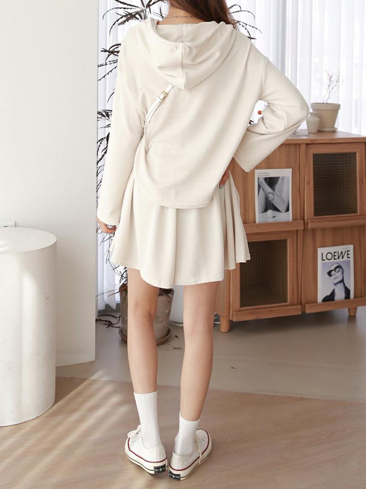 ボタンパーカー&フレアショートパンツSET・p003917 レディース 【pt】セットアップ セット setup パーカー トップス 長袖 単色 無地 シンプル ベーシック パンツ ショート丈 ワイド フレア ショーパン 秋 冬 春 ラフ 韓国ファッション MKT