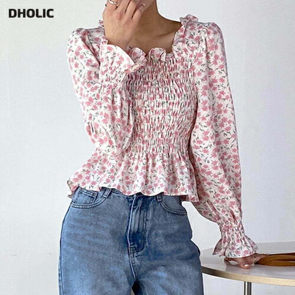 シャーリングクロップド花柄ブラウス・t00311 レディース 【bl】 韓国ファッション トップス ブラウス スクエアネック長袖 パフスリーブ フリルヘム ペプラム シャーリング クロップド ショートパンツ フレア 花柄 フラワー 春 カジュアル