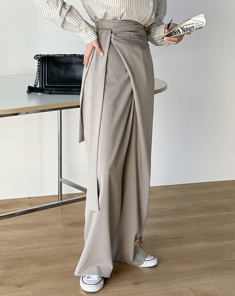 リボンラップワイドパンツ・t72005 レディース 【pt】 韓国ファッション ボトムス パンツ ロング丈 フルレングス ハイウエスト リボン ストラップ ラップ ワイド 伸縮 ユニーク 無地 モード 大人 お出かけ 春 カジュアル