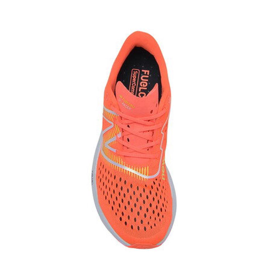 ニューバランス（new balance）（レディース）ランニングシューズ フューエルセル スーパーコンプ ペーサー CC オレンジ WFCRRCCB スニーカー 駅伝 部活