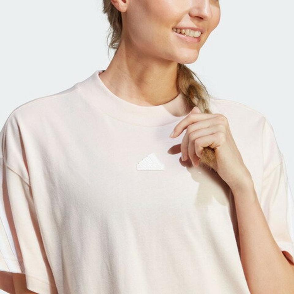 アディダス（adidas）（レディース）半袖シャツ レディース フューチャーアイコン スリーストライプス EAW22-IB8520