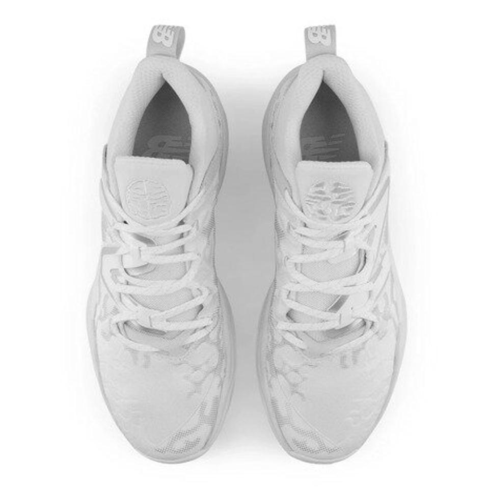 ニューバランス（new balance）（メンズ、レディース）バスケットシューズ バッシュ トゥーウェイ FuelCell Two Wxy v3 TW3 BB2WYT D