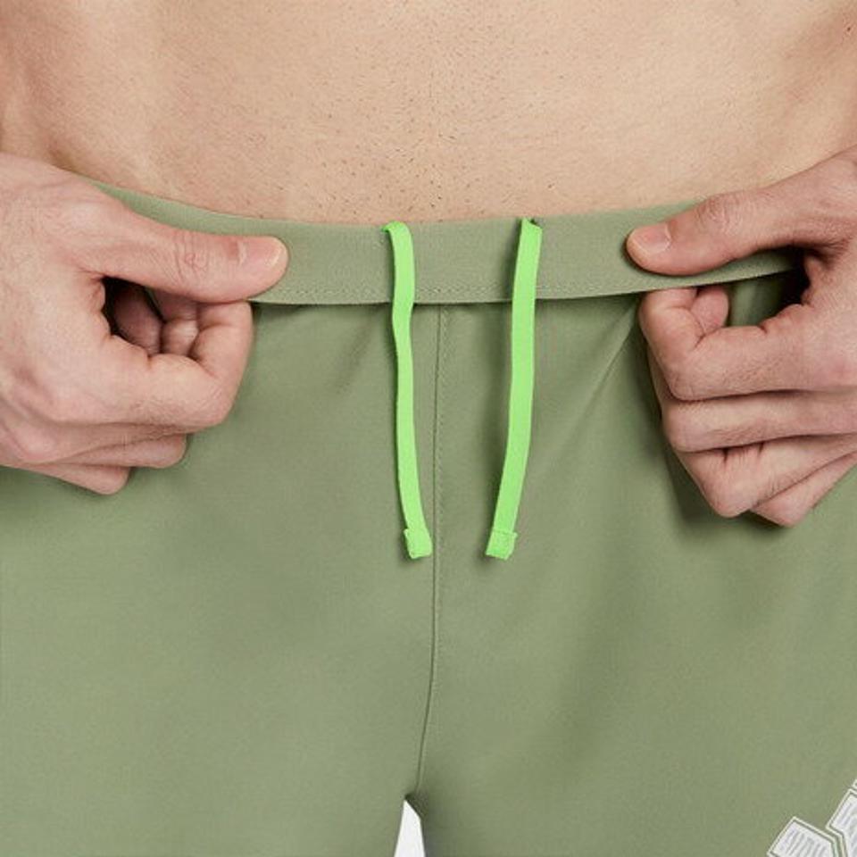 ナイキ（NIKE）（メンズ）ドライフィット ラン ディビジョン チャレンジャー ランニングショートパンツ DX0838-386