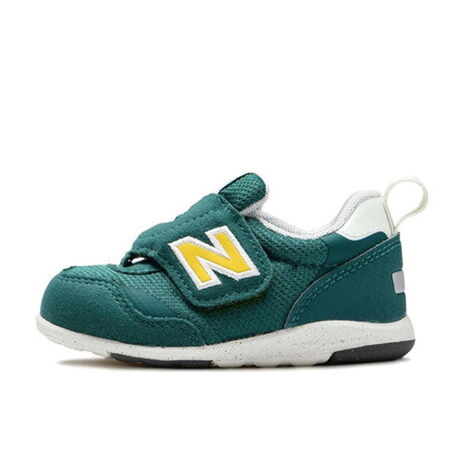 【4/10限定！エントリーで最大100％ポイントバック】ニューバランス（new balance）（キッズ）ジュニア スニーカー 313 First JA IT313FJAW IT313FJCW スポーツ ファースト シューズ ベルクロ マジックテープ