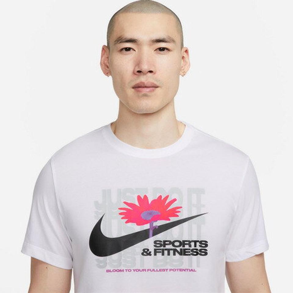 ナイキ（NIKE）（メンズ）半袖Tシャツ メンズ 速乾 ドライフィット トレーニング Tシャツ FD0143-100