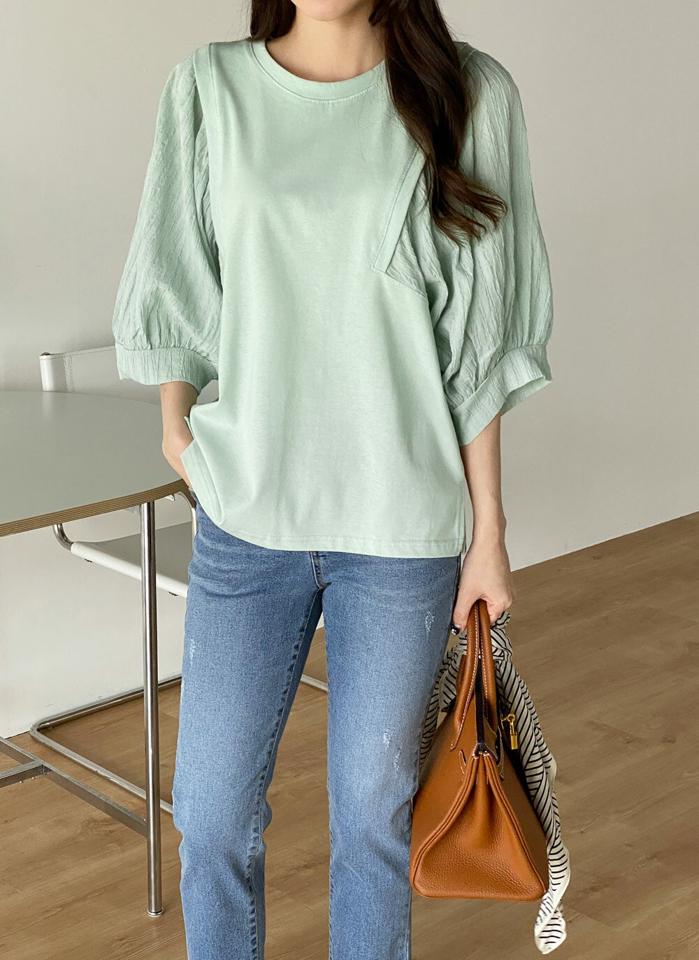 リンクルバルーンスリーブTシャツ・b00499 レディース 【tops】 韓国ファッション トップス Tシャツ ラウンドネック 半袖 6分袖 リンクルバルーンスリーブ セミクロップド ボリューム コットン混 無地 ユニーク お出かけ 春 夏 カジュアル