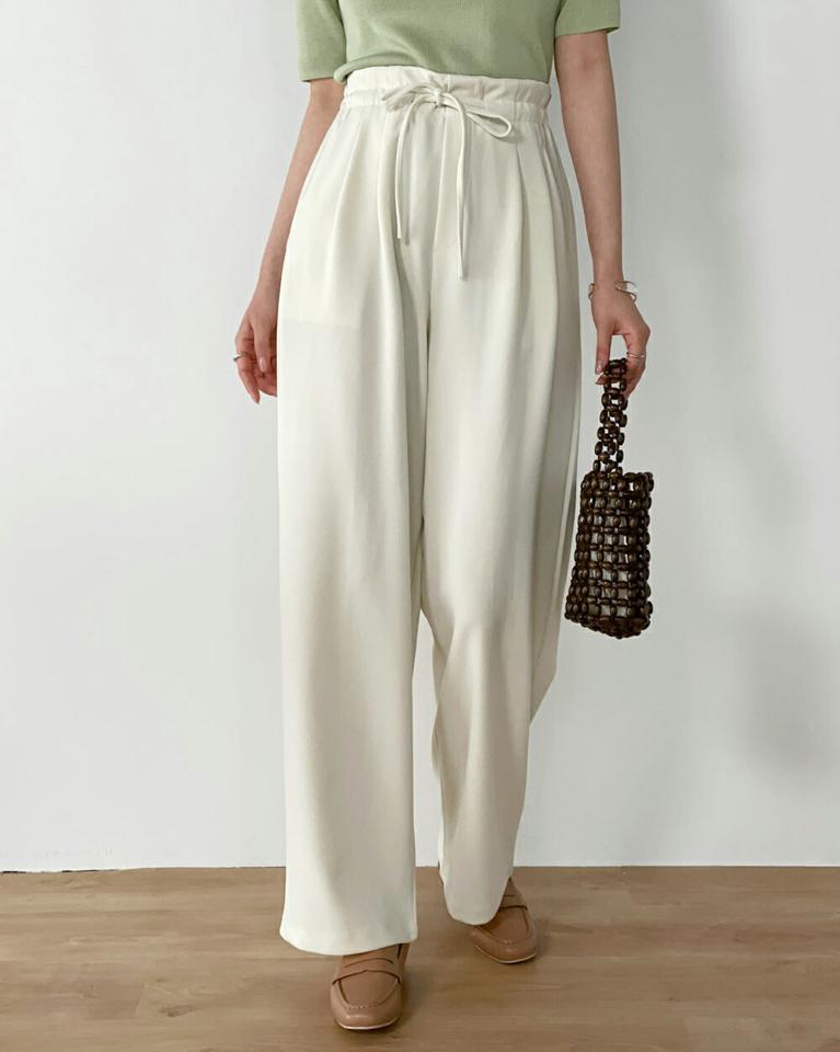 ストリング付ツータックパンツ・b00876 レディース 【pt】 韓国ファッション ボトムス パンツ ロング丈 9分丈 ハイウエスト ストリング リボン ツータック ストレート ゆったり 無地 ブラック ホワイト 大人カジュアル デイリー 春 カジュアル