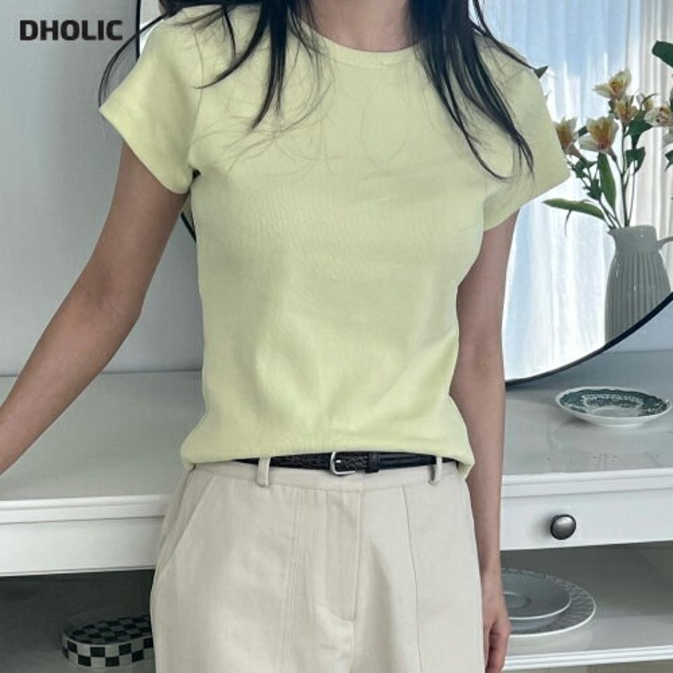 ラウンドショートスリーブTシャツ・p003895 レディース 【tops】トップス Tシャツ 半袖 単色 無地 シンプル ベーシック ショートスリーブ ミニ 小さめ 春 夏 カジュアル ラフ デイリー 韓国ファッション MKT