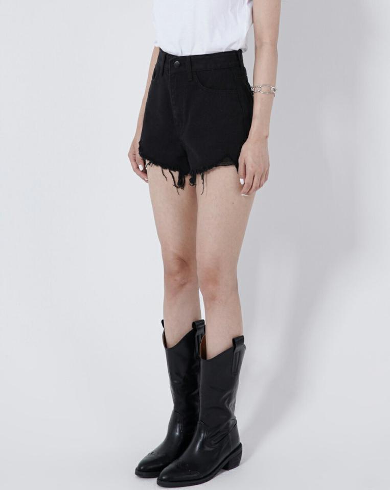 ダメージショートコットンパンツ・p003886 レディース 【pt】パンツ ショート丈 単色 無地 シンプル ベーシック ダメージ カットオフ 短パン ショートパンツ ショーパン ユニーク 春 夏 カジュアル ラフ ストリート 韓国ファッション MKT