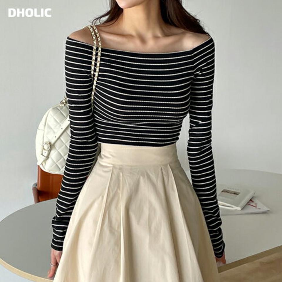 ボーダーオフショルTシャツ・t00898 レディース 【tops】 韓国ファッション トップス Tシャツ ボーダー オフショルダー 長袖 ラグラン クロップド丈 リブ スウェット 大人 上品 カジュアル 伸縮 お出かけ 春 カジュアル