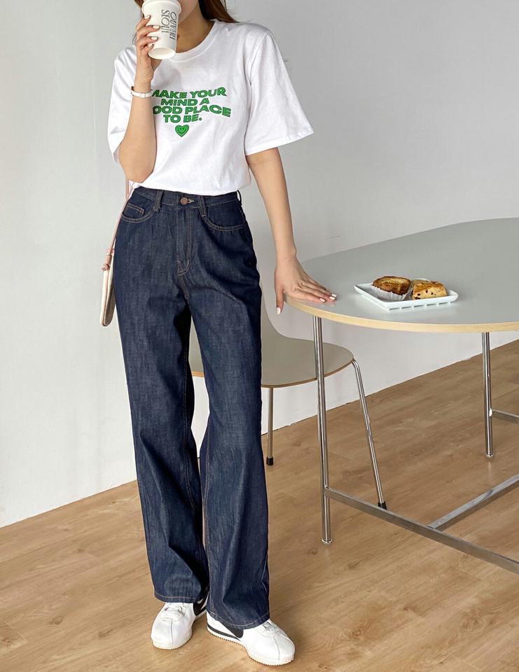 ハートスマイルラウンド半袖Tシャツ・t00404 レディース 【tops】 韓国ファッション トップス Tシャツ ラウンドネック 半袖 ハートスマイル レタリング 英字 コットン 綿100 ゆったり シンプル 大人カジュアル デイリー 春 夏 カジュアル