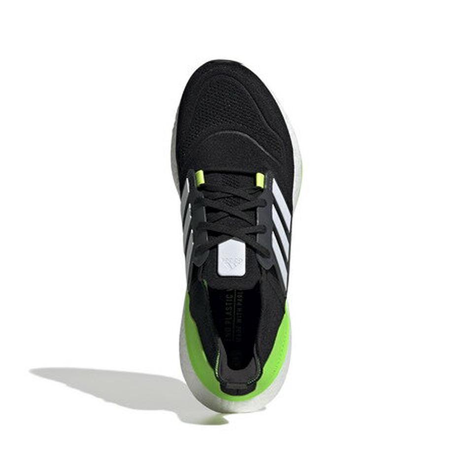 アディダス（adidas）（メンズ）ランニングシューズ ジョギングシューズ ウルトラブースト 22 GX6640 スニーカー 快適 トレーニング 部活