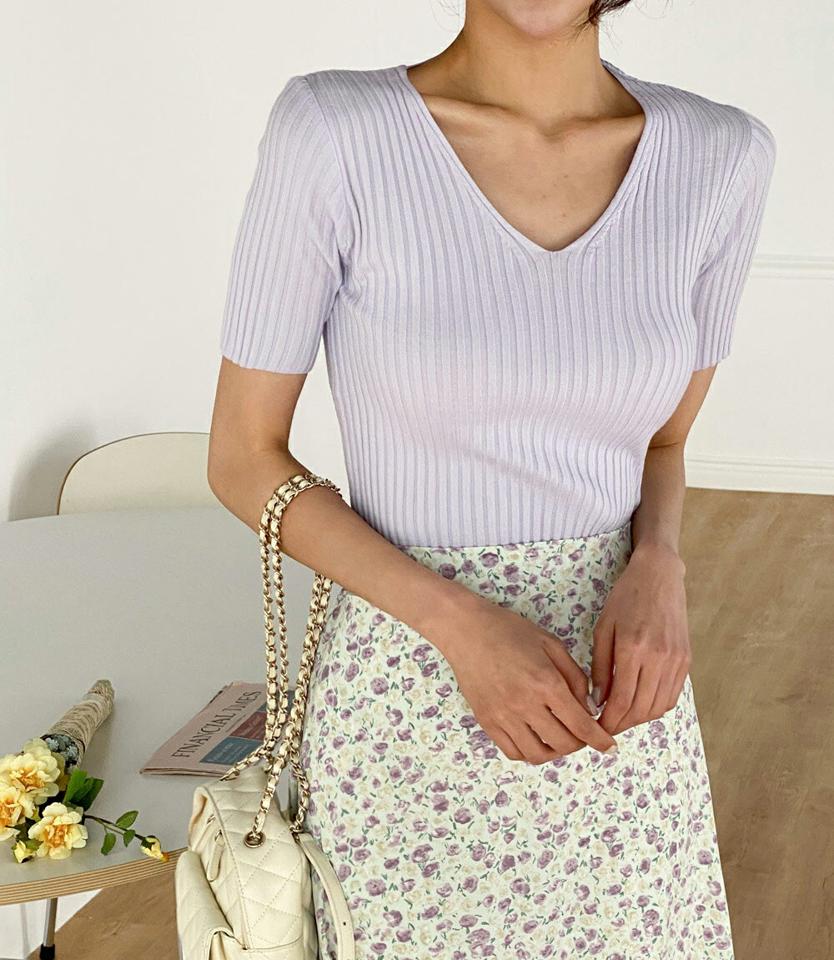 リブVネック半袖ニット・t00457 レディース 【tops】 韓国ファッション トップス ニット ラウンドネック 半袖 クロップド リブ アクリル混 スリムフィット タイト 細身 無地 パステル カラバリ シンプル 大人 春 夏 カジュアル