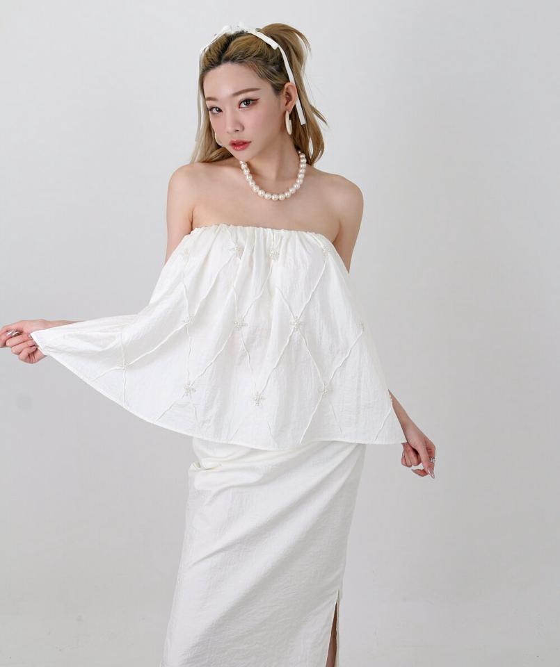 フェイクパールテクスチャーノースリーブ・p004175 レディース 【tops】トップス ノースリーブ スリーブレス 単色 柄 模様 テクスチャー リンクル フェイクパール パール調 春 春 フレア お腹カバー セクシー 鎖骨 デコルテ 韓国ファッション MKT