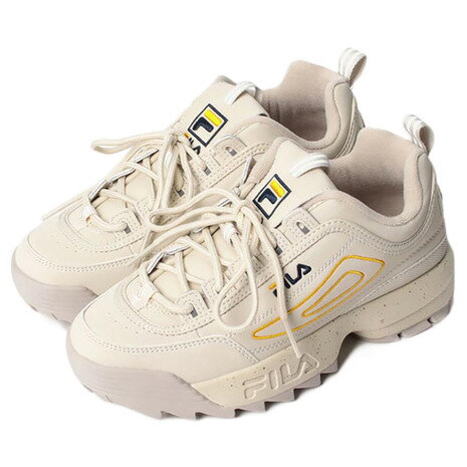 フィラ（FILA）（レディース）カジュアルシューズ ディスラプター2 スプラッシュ ベージュ USS23009-922 スニーカー 厚底 タウン 日常履き デイリーユース