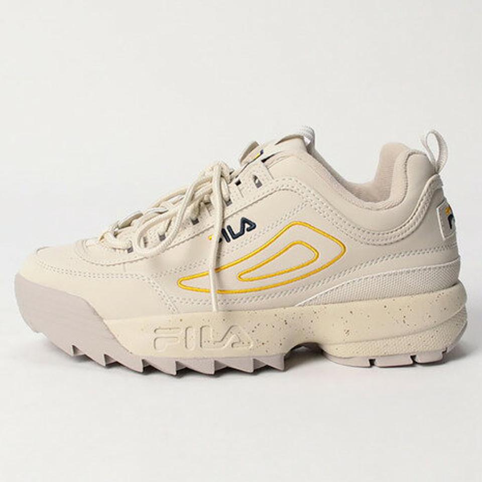 フィラ（FILA）（レディース）カジュアルシューズ ディスラプター2 スプラッシュ ベージュ USS23009-922 スニーカー 厚底 タウン 日常履き デイリーユース