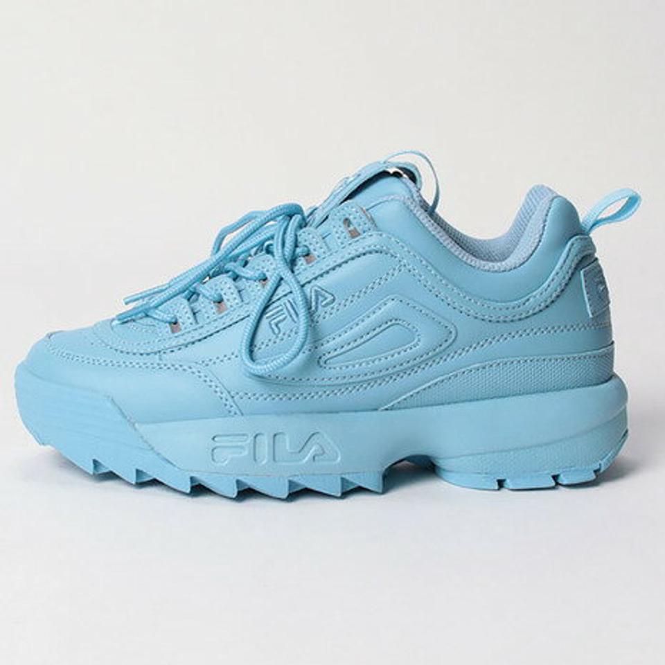 フィラ（FILA）（レディース）カジュアルシューズ ディスラプター2 ストリート ライトブルー USS23029-400 スニーカー 厚底 タウン 日常履き デイリーユース