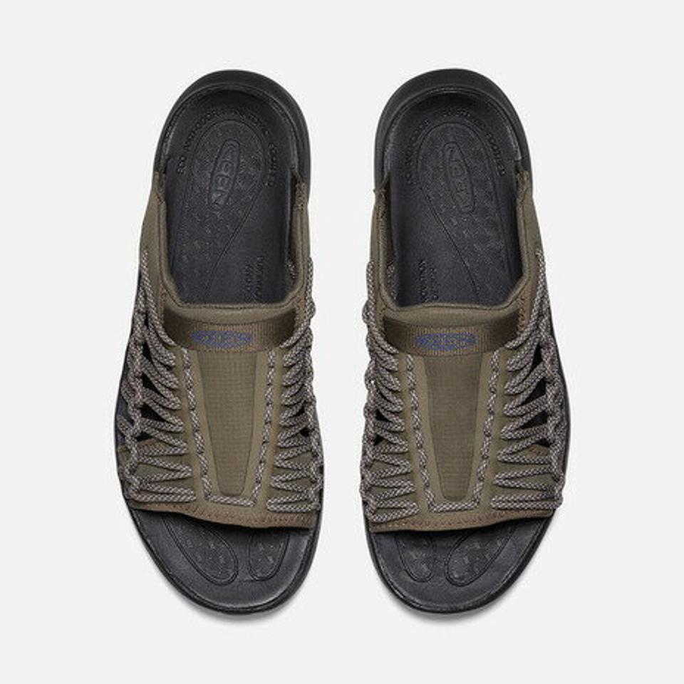 キーン（KEEN）（メンズ）カジュアルシューズ ユニーク スニーク スライド オリーブ 1027183 サンダル スリッポン 軽量 クッション性