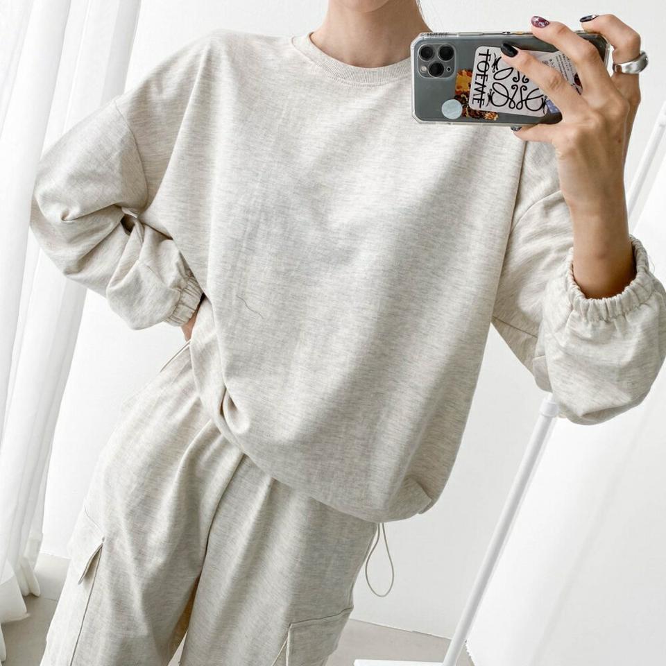 【マラソン特価】ドロストスウェット&カーゴジョガーパンツSET・p004307 レディース 【pt】 韓国ファッション セットアップ スウェット トレーナー ラウンドネック 長袖 ドロスト パンツ ロング丈 ジョガー カーゴ ストレート ストリート 無地 春 夏 カジュアル MKT セール