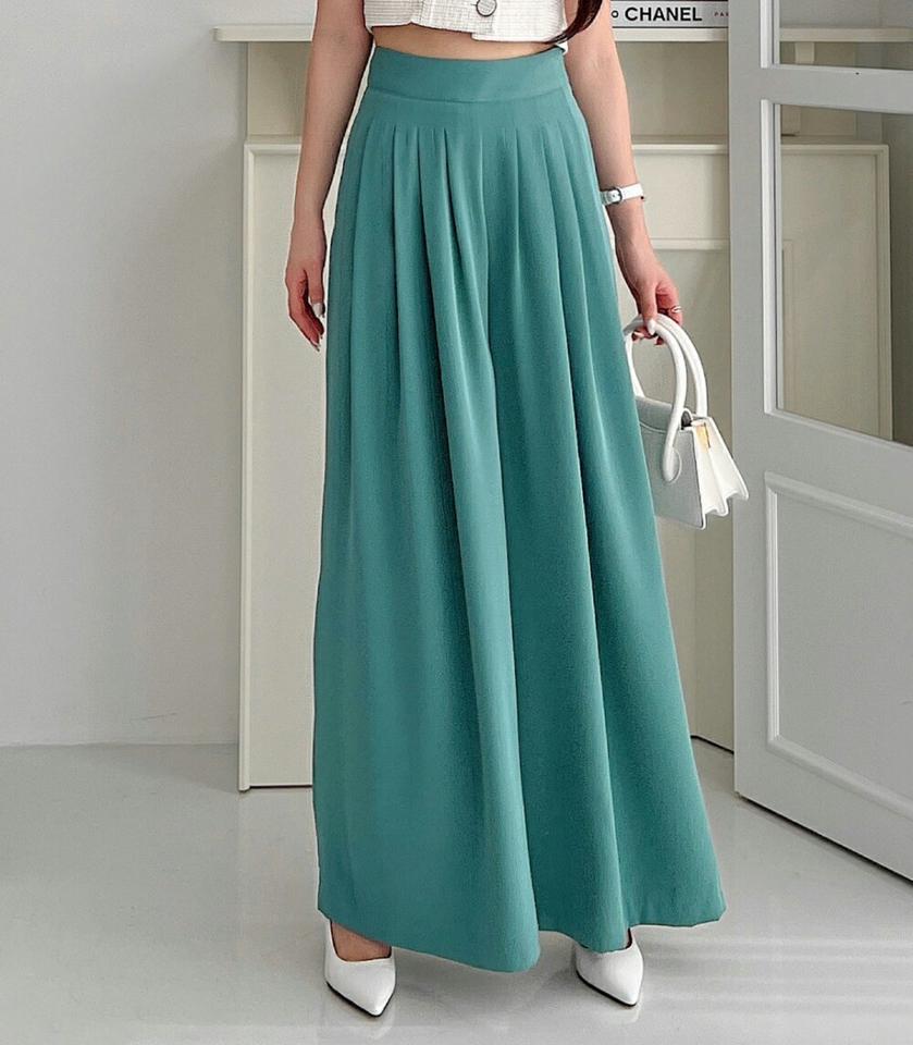 タックワイドフレアパンツ・p004172 レディース 【pt】パンツ ロング丈 単色 無地 シンプル ベーシック タック ワイド フレア ガウチョ フルレングス 春 夏 大人 かわいい 可愛い フェミニン 韓国ファッション MKT