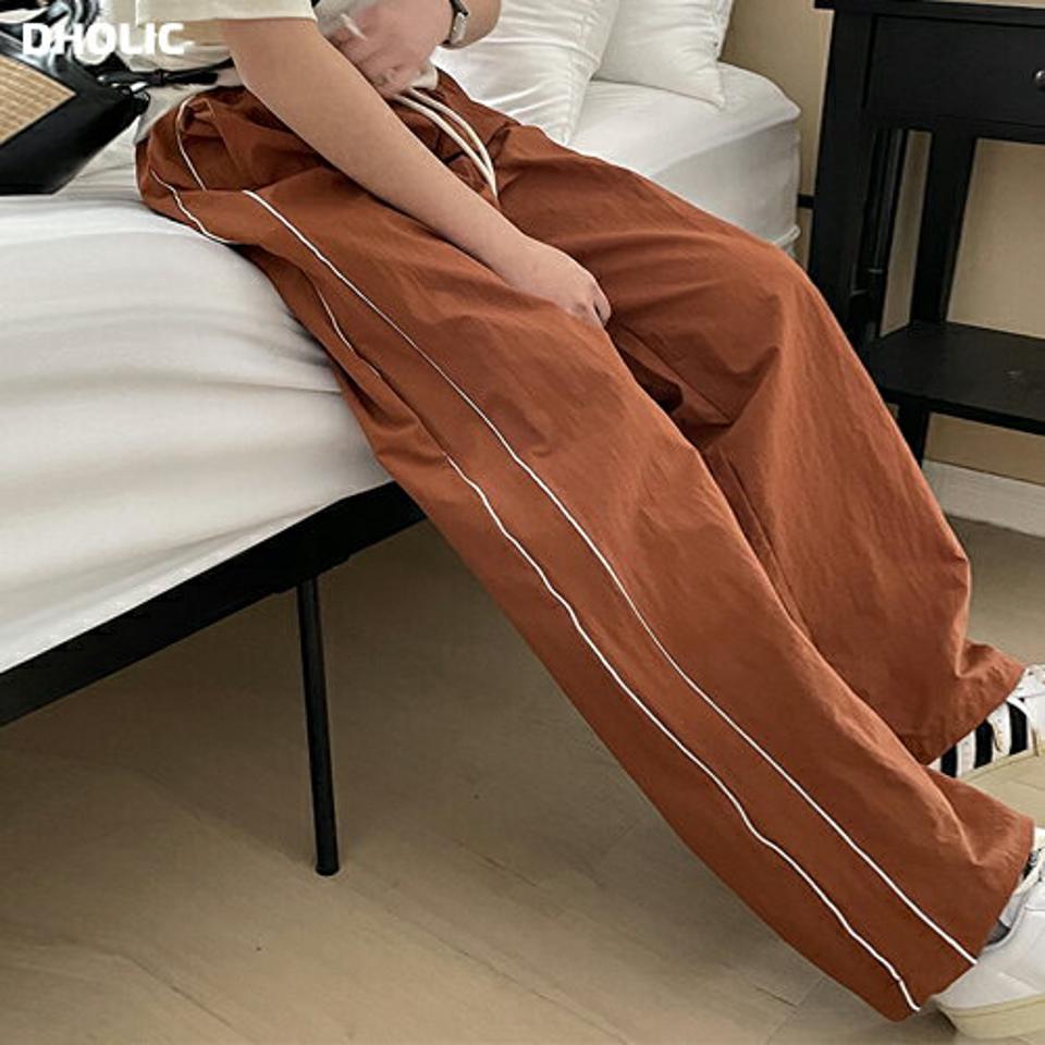 2WAYパイピングナイロンパンツ・p004218 レディース 【pt】パンツ ロング丈 ナイロン 柄 模様 配色 パイピング 2WAY ストレート ジョガー ウエストゴム 春 夏 秋 冬 カジュアル ラフ ストリート 韓国ファッション MKT