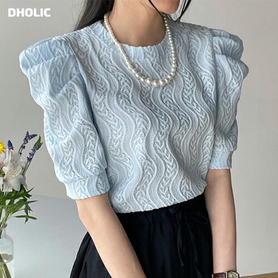 フェイクパールネックレス付パターンブラウス・b00419 レディース 【bl】 韓国ファッション トップス ブラウス ラウンドネック 半袖 肩タック パフスリーブパール調ネックレス ウェーブ リーフパターン アンバランスヘム 大人 春 夏 カジュアル