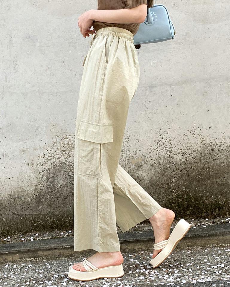 ストリング付カーゴワイドパンツ・b00610 レディース 【pt】 韓国ファッション ボトムス パンツ ロング丈 ハイウエイ ストリング リボン カーゴポケット カーゴパンツ ワイド ストレート 無地 シンプル デイリー 春 夏 カジュアル