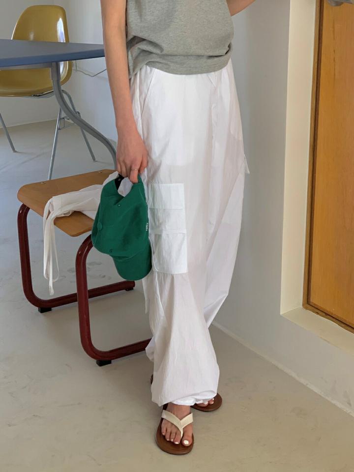 2WAYカーゴワイドパンツ・p004291 レディース 【pt】パンツ ロング丈 単色 無地 シンプル ベーシック 2WAY カーゴ ストレート ジョガー ドローコード 春 夏 カラーパンツ パステル カジュアル ラフ ストリート 韓国ファッション MKT