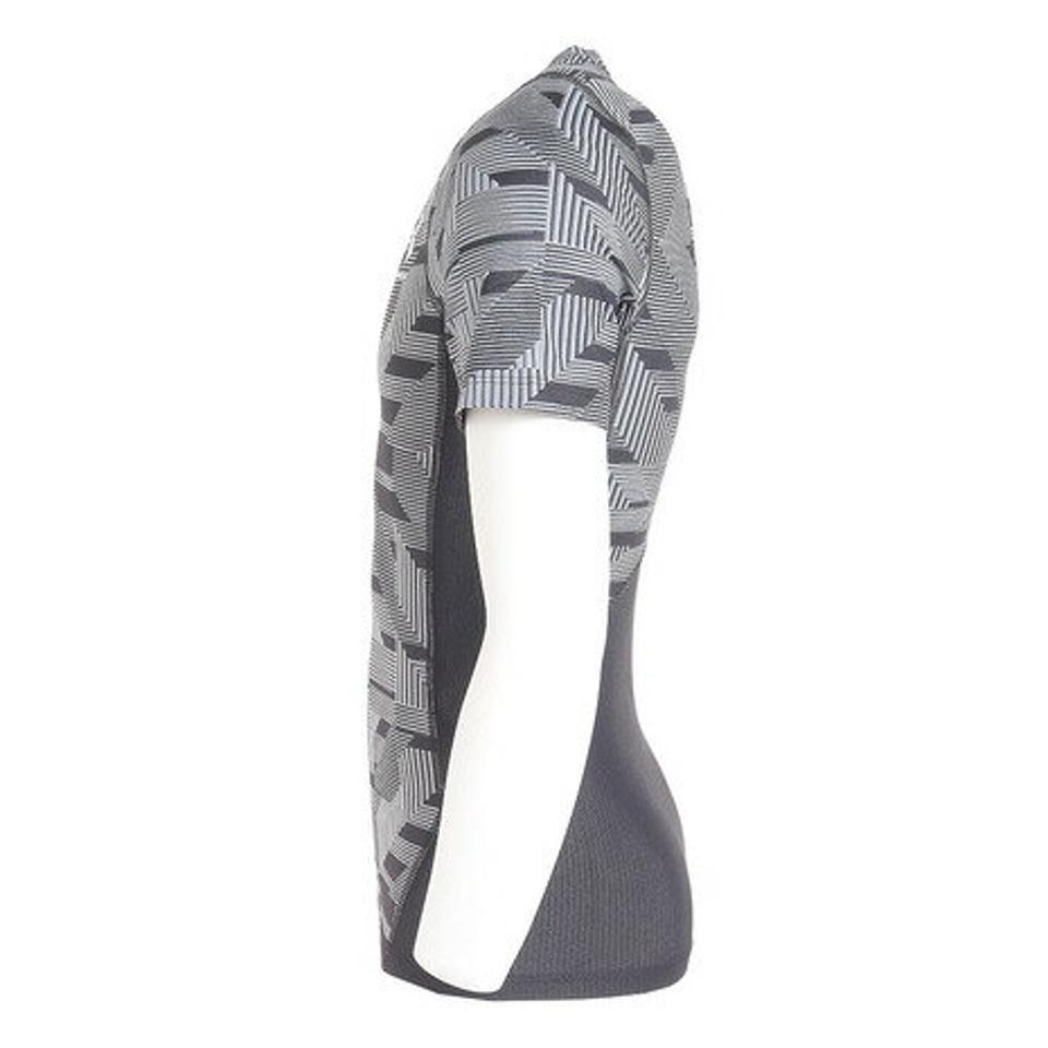 アンダーアーマー（UNDER ARMOUR）（メンズ）半袖シャツ メンズ アイソチル コンプレッション NV 1378345 001 冷感 速乾 ヒートギア(夏向け)