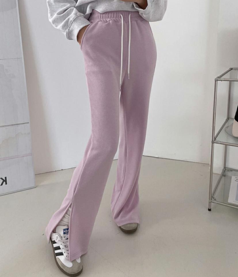 【マラソン特価】ドロストフレアスリットスウェットパンツ・p004423 レディース 【pt】パンツ ロング丈 単色 無地 シンプル ベーシック スウェット トレーナー ドロスト スリット パステル 春 夏 秋 冬 カジュアル ラフ ゆったり 楽ちん 韓国ファッション MKT セール