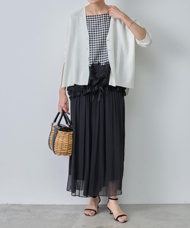 サラッとカーデ