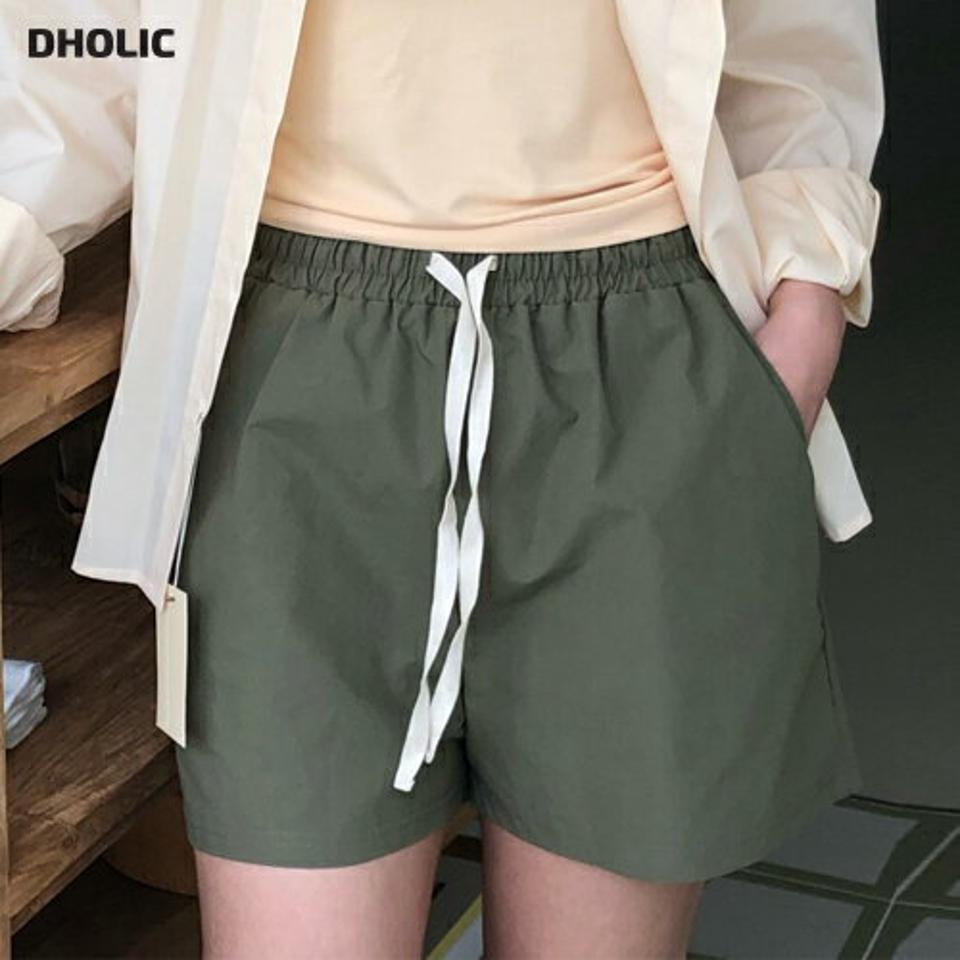 ドロストコットンショートパンツ・p004539 レディース 【pt】パンツ 単色 無地 シンプル ベーシック ドロスト コットン 綿 ショート丈 ショーパン 短パン 春 夏 カジュアル ラフ 楽ちん 韓国ファッション MKT