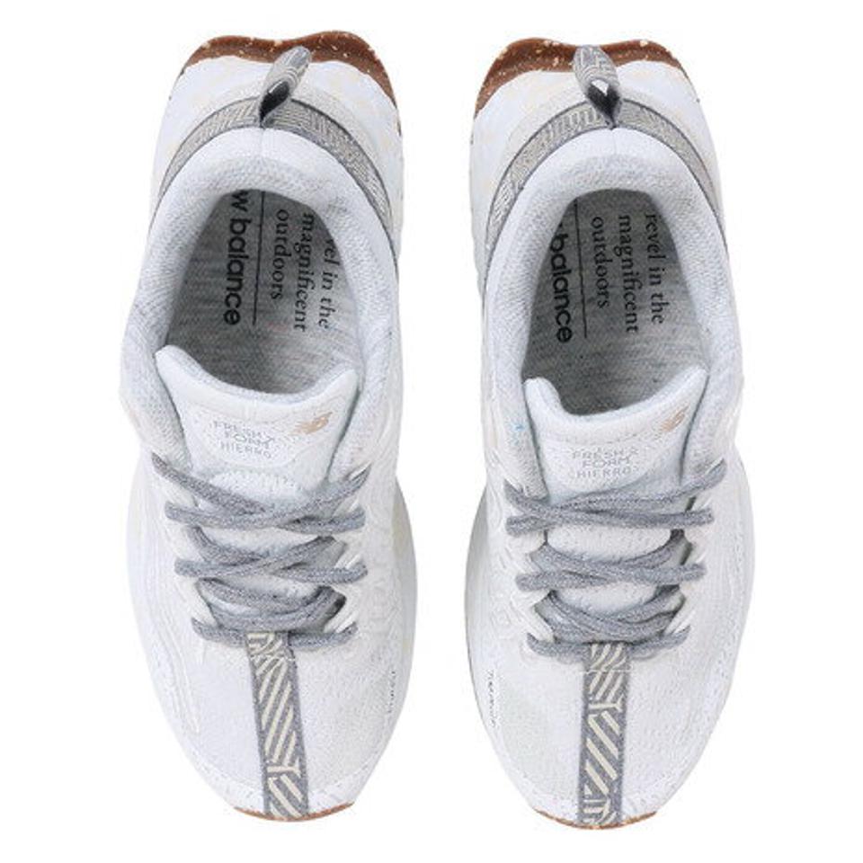 ニューバランス（new balance）（レディース）カジュアルシューズ フレッシュフォーム X ヒエロ v7 H7 ホワイト WTHIERH7B スニーカー トレイルラン