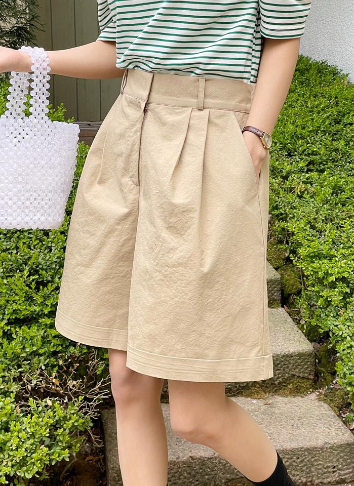 ロールアップショートパンツ・r72191 レディース 【pt】 韓国ファッション ボトムス パンツ ハーフ丈 ハイウエスト ロールアップ タック ワイド ストレート ルーズ コットン 綿100 無地 大人カジュアル デイリー シンプル 春 夏 カジュアル