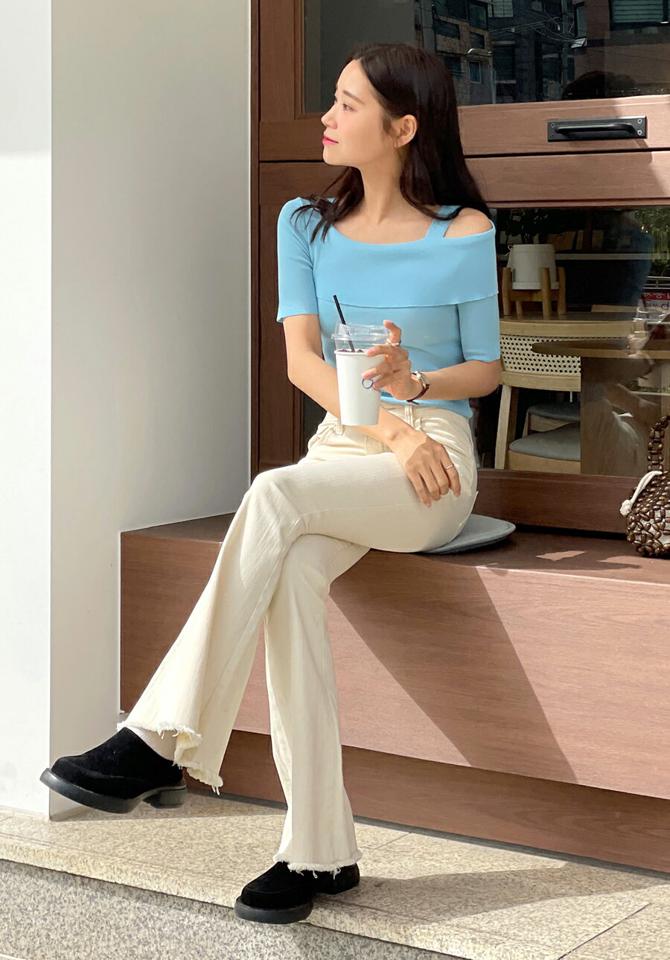 カットオフフレアパンツ・b72190 レディース 【pt】 韓国ファッション ボトムス パンツ ロング丈 フルレングス ハイウエスト フレイド 切りっぱなし フレア スリムフィット 細身 コットン 無地 レトロ ストリート 春 夏 カジュアル