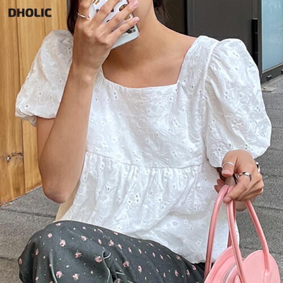バルーンレースギャザーブラウス・t72180 レディース 【bl】 韓国ファッション トップス ブラウス スクエアネック 半袖 パフバルーンスリーブ ショート ギャザー レース パンチング フレア ボリューム ガーリー キュート 春 夏 カジュアル