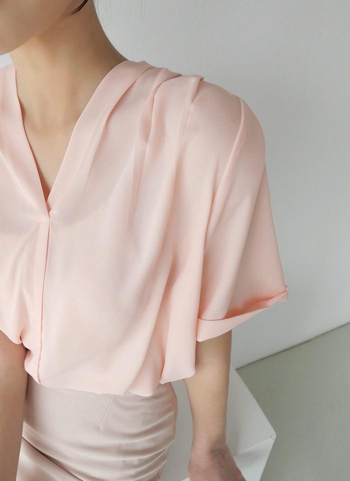 【4DAY限定SALE】Vネックタックシアーブラウス・b00626 レディース 【bl】 韓国ファッション トップス ブラウス Vネック 半袖 クロップド タック ナチュラルライン シアー 透け感 無地 オフィスカジュアル パステル モード シンプル 春 夏 カジュアル