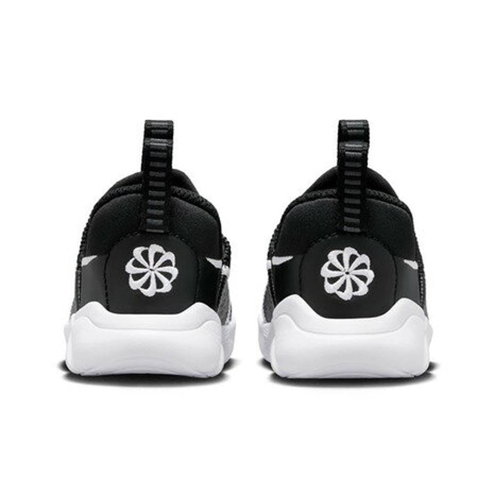 ナイキ（NIKE）（キッズ）ジュニア スニーカー フレックス プラス 2 TD ブラック DV8998-003 スポーツ ファーストシューズ スリッポン 屈曲 通気性