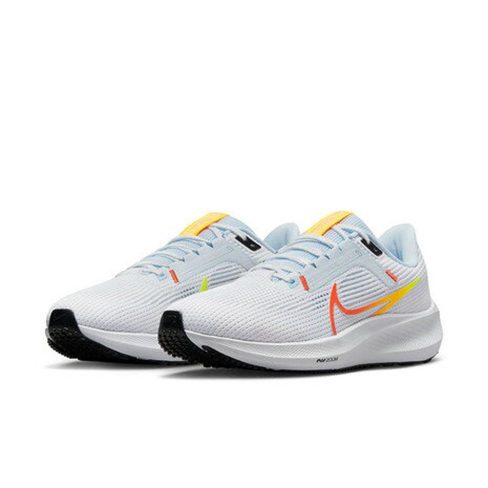 ナイキ（NIKE）（レディース）ランニングシューズ エア ズーム ペガサス 40 ライトブルー DV3854-102 スニーカー ジョギング マラソン トレーニング 反発性