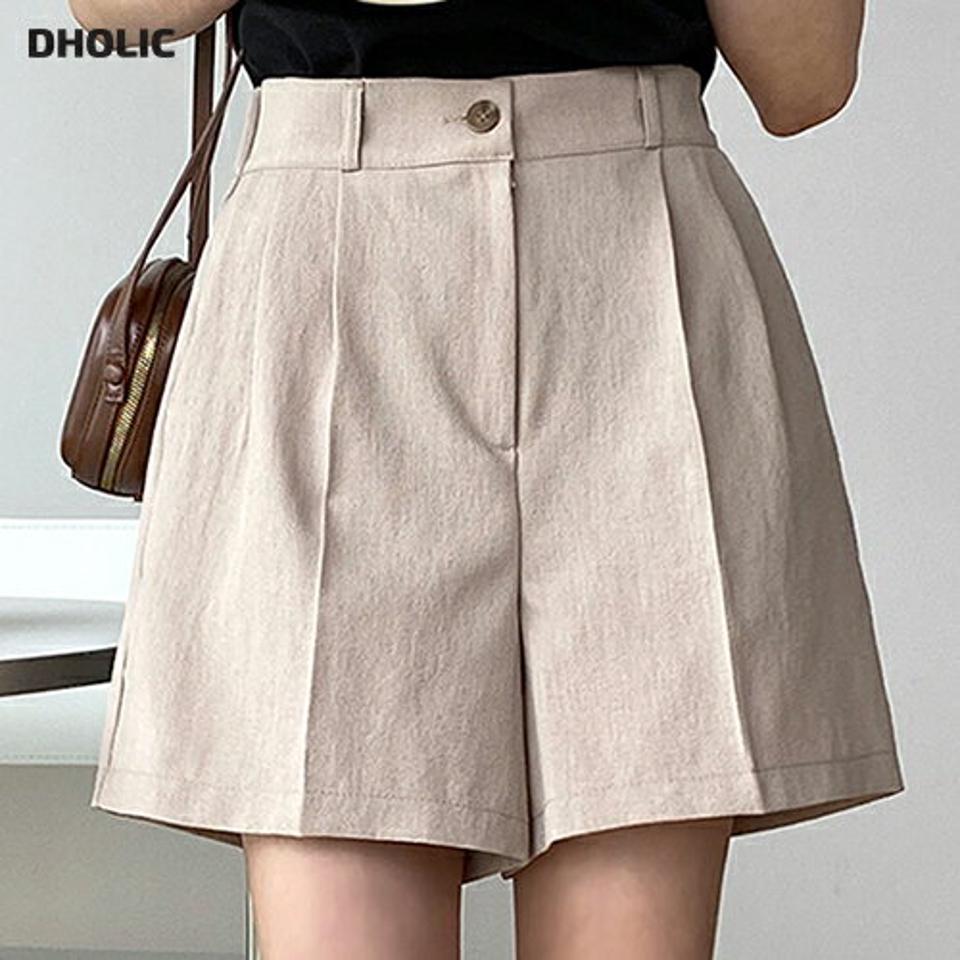 タックショートパンツ・t01075 レディース 【pt】 韓国ファッション ボトムス パンツ ショート丈 ハイウエスト ボタン タック ワイド ルーズフィット 無地 シンプル モード 大人カジュアル ベーシック デイリー 春 夏 カジュアル