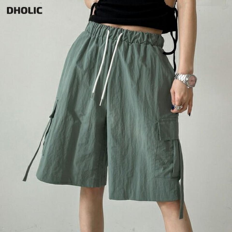 ドロストワイドカーゴハーフパンツ・p004723 レディース 【pt】パンツ ショート丈 ハーフ丈 短パン 単色 無地 シンプル ベーシック ドロスト ワイド カーゴ ウエストゴム 春 夏 カジュアル ラフ ストリート 韓国ファッション MKT