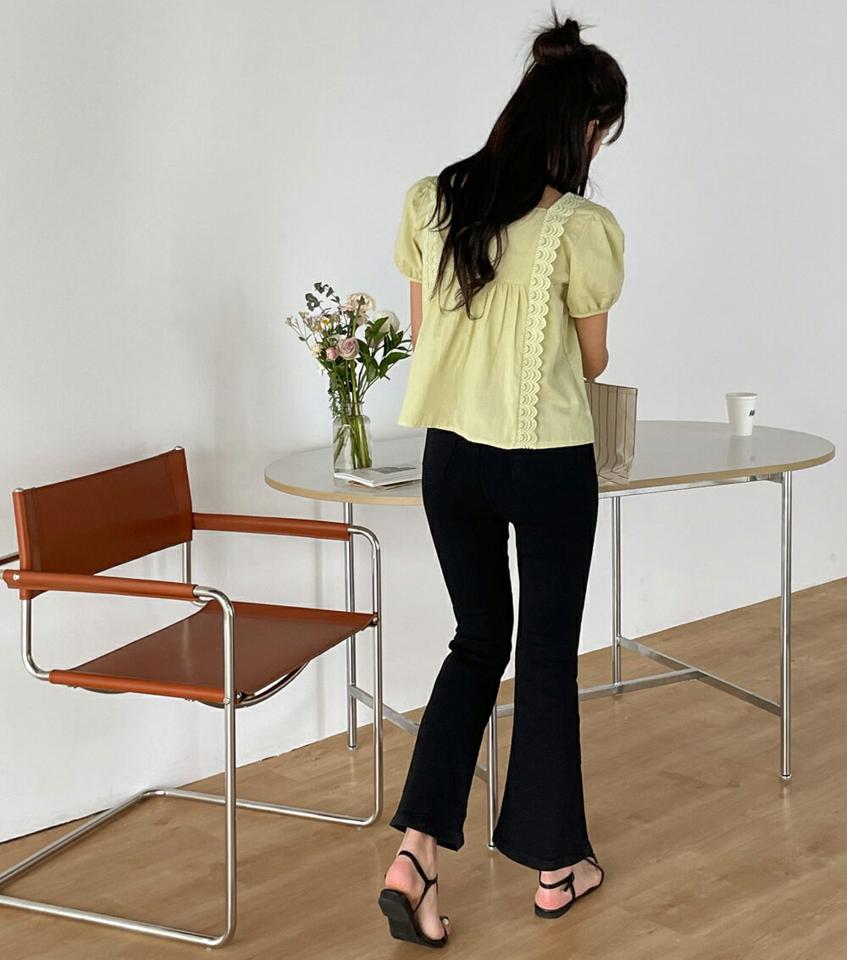 ブラックフレアパンツ・r00496 レディース 【pt】 韓国ファッション ボトムス パンツ ロング丈 9分丈 ハイウエスト ブラック コットン混 フレア スリムフィット 細身 無地 シンプル 大人 モード フェミニン 春 夏 カジュアル