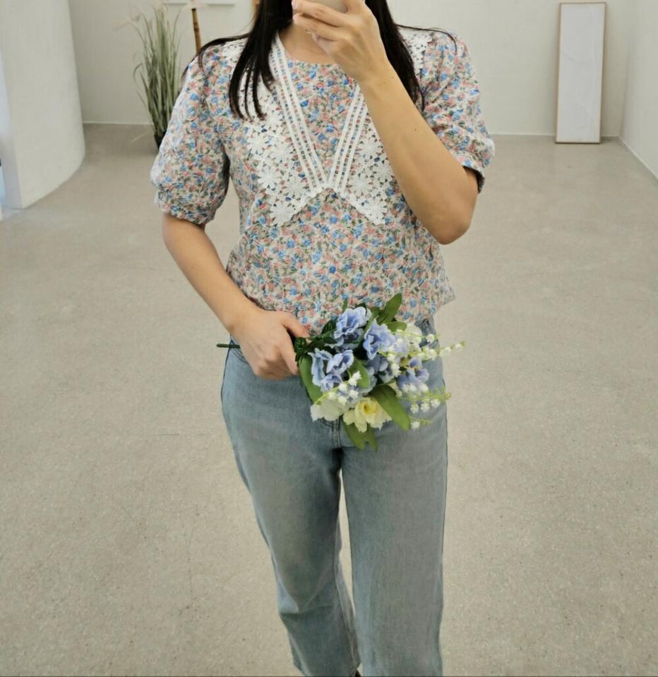 【マラソン特価】レースカラー花柄パフブラウス・p004716 レディース 【bl】ブラウス トップス 半袖 柄 模様 総柄 花柄 レース 襟 襟コン パステル かわいい 可愛い キュート 春 夏 レース 韓国ファッション MKT セール