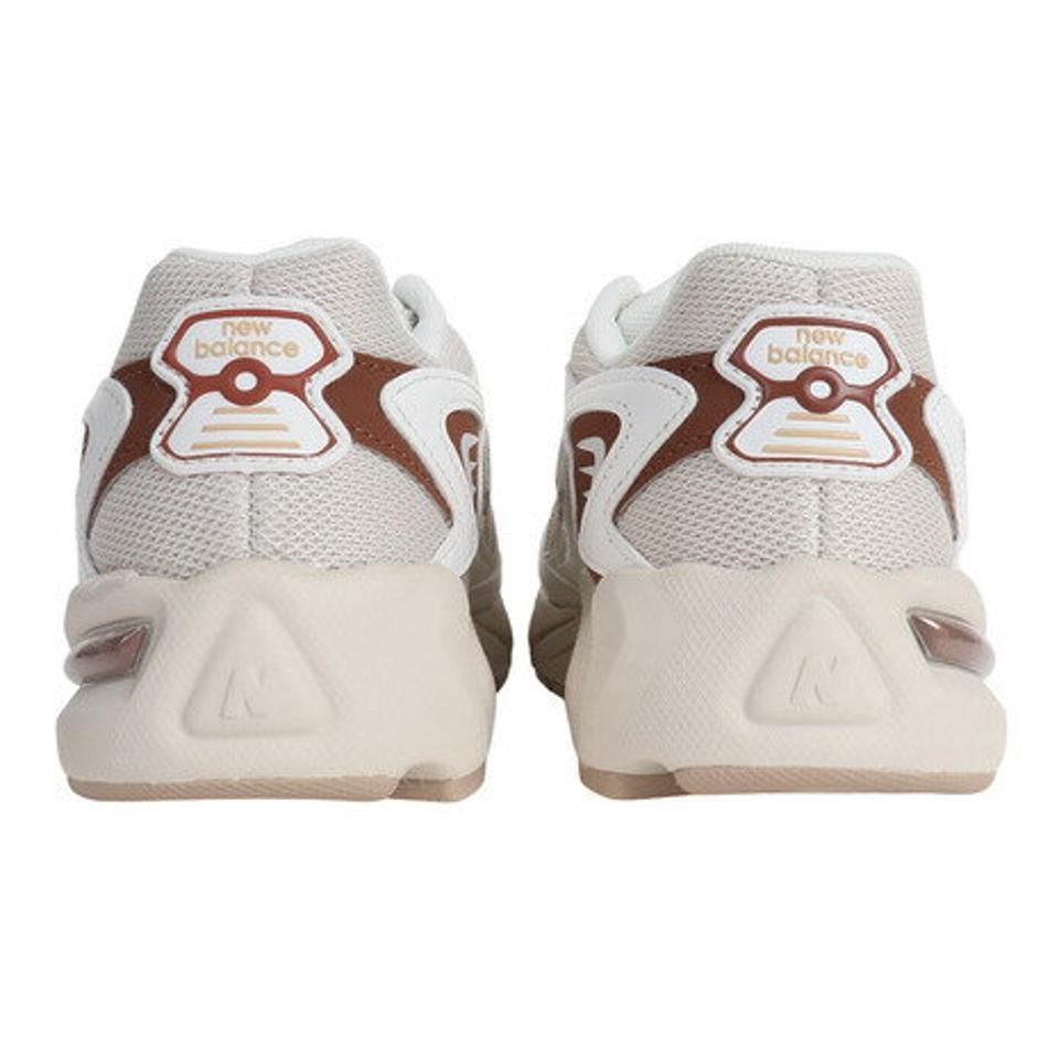 【10%OFFクーポン対象！5/18まで】ニューバランス（new balance）（レディース）スニーカー スポーツシューズ 725 AE ML725AED