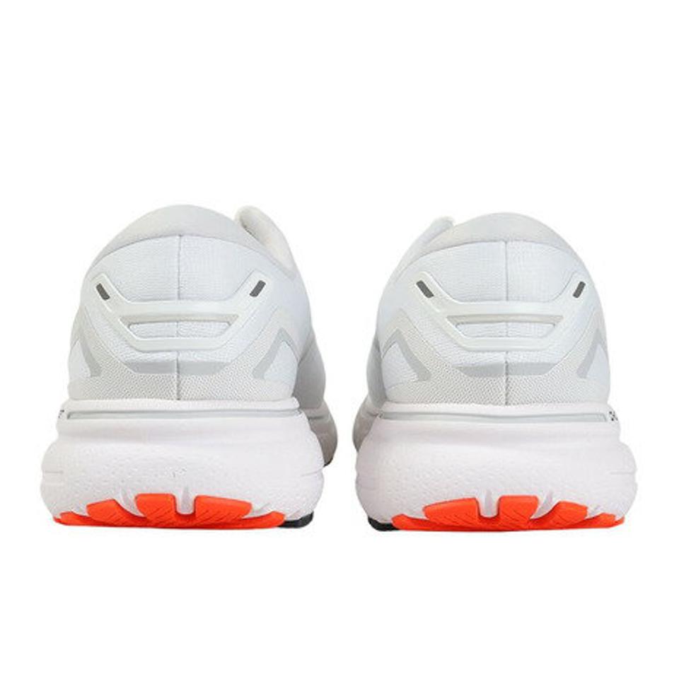 ブルックス（BROOKS）（メンズ）ランニングシューズ ゴースト15 ホワイト BRM3933 W スニーカー ジョギング ウォーキング 軽量
