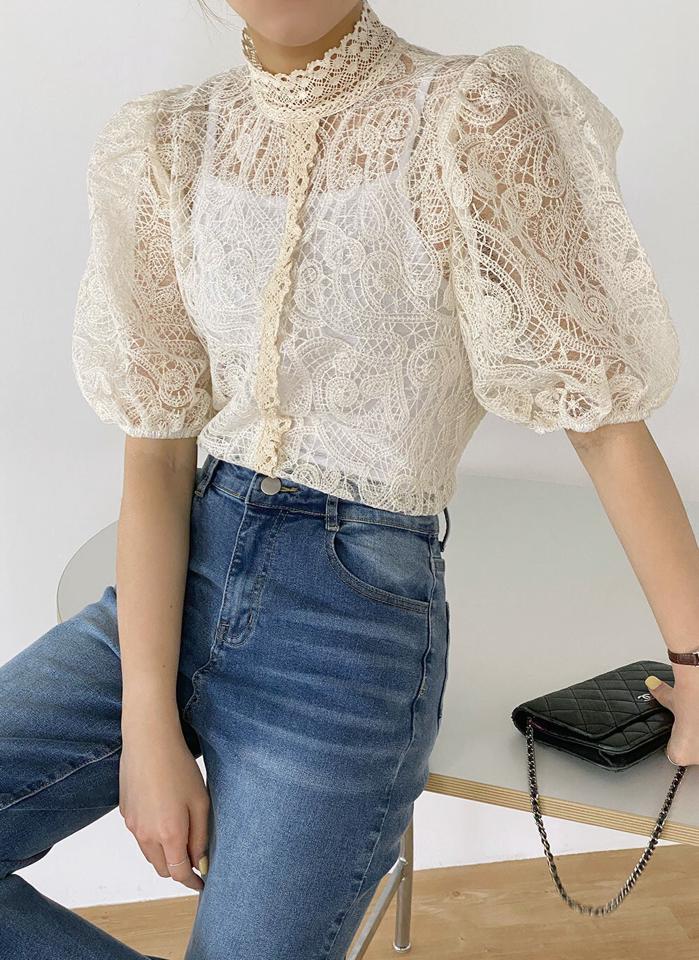 ペイズリーレースパフブラウス・b00520 レディース 【bl】 韓国ファッション トップス ブラウス ハイネック 半袖 パフスリーブ クロップド レース ペイズリー柄 シアー ゴージャス モード フェミニン お出かけ ロマンチック 春 夏 カジュアル